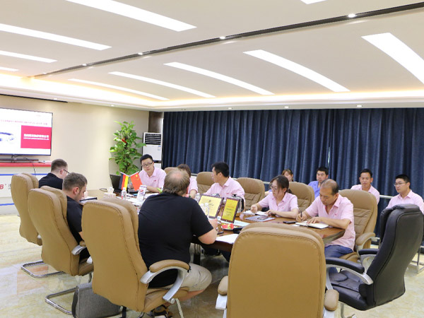 德國(guó)客戶(hù)參觀LDB工廠審核質(zhì)量體系